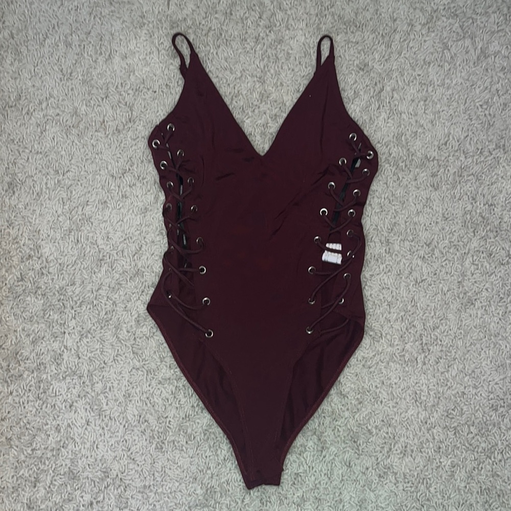 Forever 21 spaghetti strap bodysuit size small